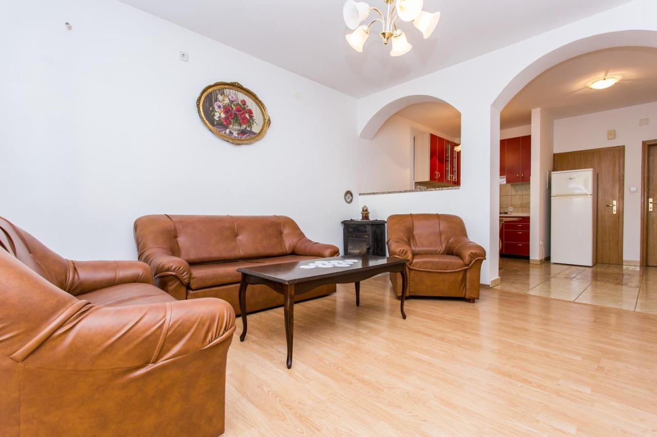 Apartman Justinić Silo  Bagian luar foto